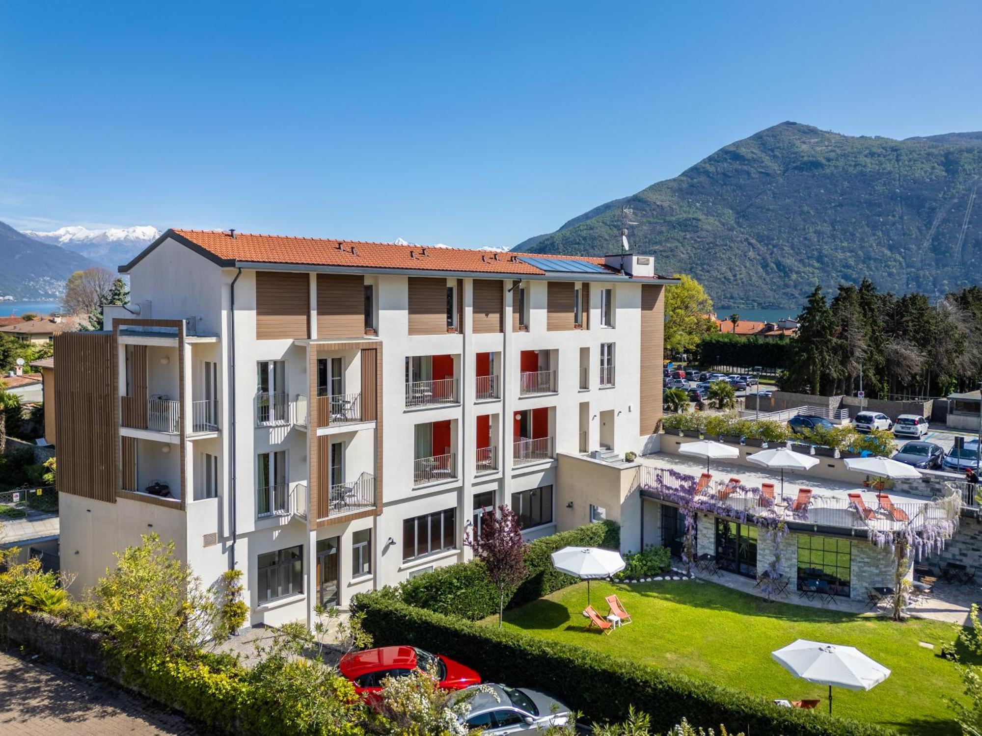 Hotel Elvezia Cannobio Exterior photo
